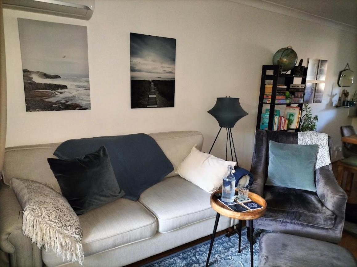 All The Comforts By The Lake Perth Esterno foto